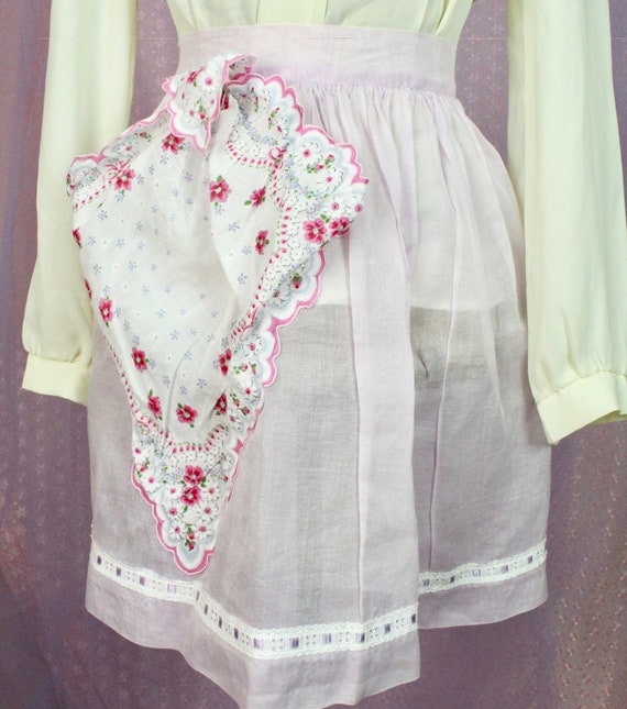 Vintage 60s 70s Beautiful Pink Floral Half Apron, Lovely Half Aprons, Kitchen Aprons, Size Medium View 6