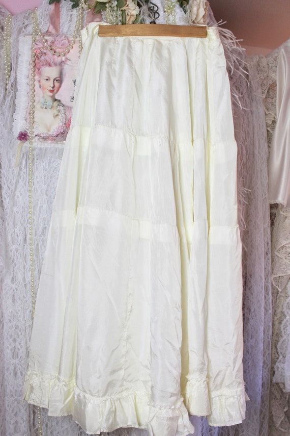 Vintage Beautiful Cream Ruffle Long Petticoat, An… - image 4