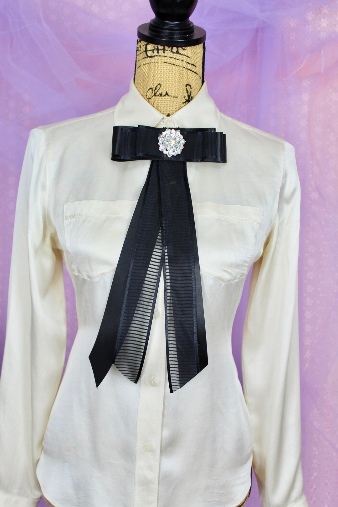 necktie ribbon