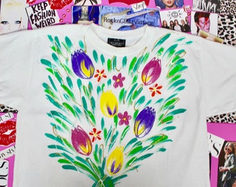 Vintage 90s ArtWear T-Shirt, Acrylic Floral Designs, Summer T-Shirt, Handmade Art, Artsy T-Shirt, Size Large Vintage 90s ArtWear T-Shirt, Acrylic Floral Designs, Summer T-Shirt, Handmade Art, Artsy T-Shirt, Size Large