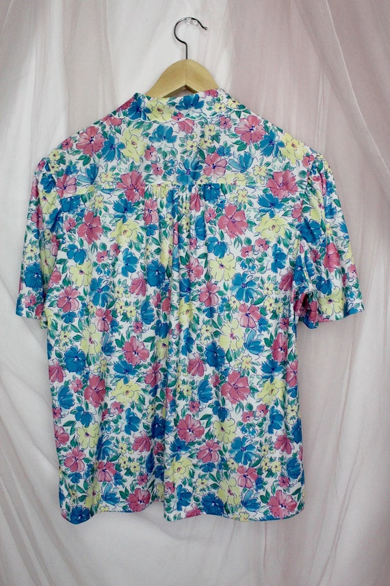 Vintage 70's Floral Short Sleeve Button up Blouse - image 6