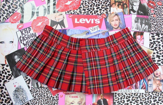Black micro pleated skirt sales