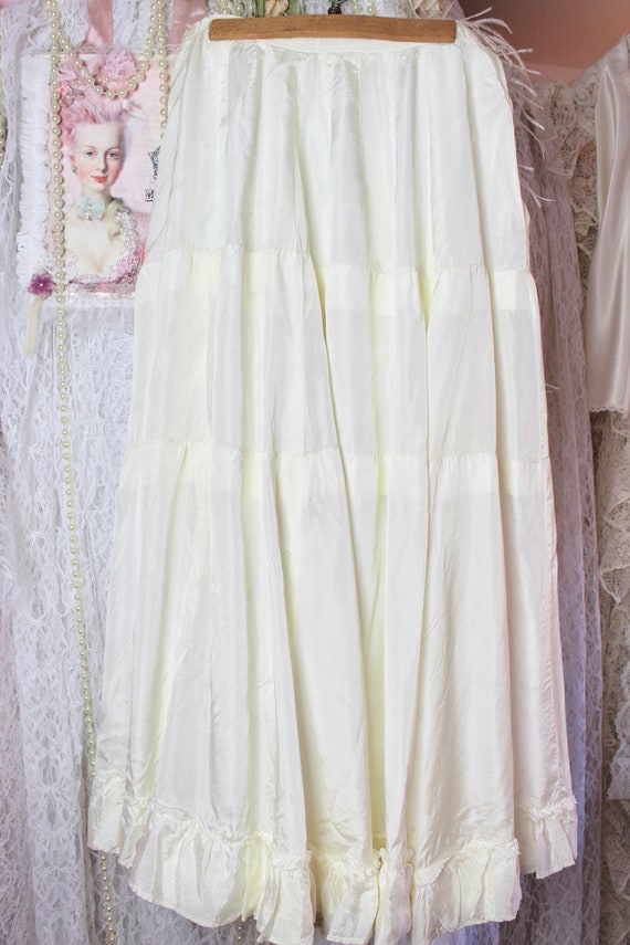 Vintage Beautiful Cream Ruffle Long Petticoat, An… - image 2