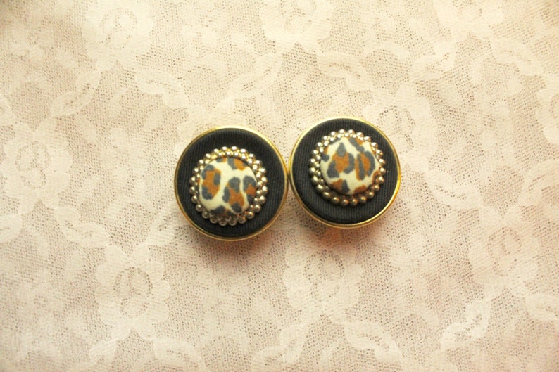 Vintage 80/'s Leopard Clip on Earrings