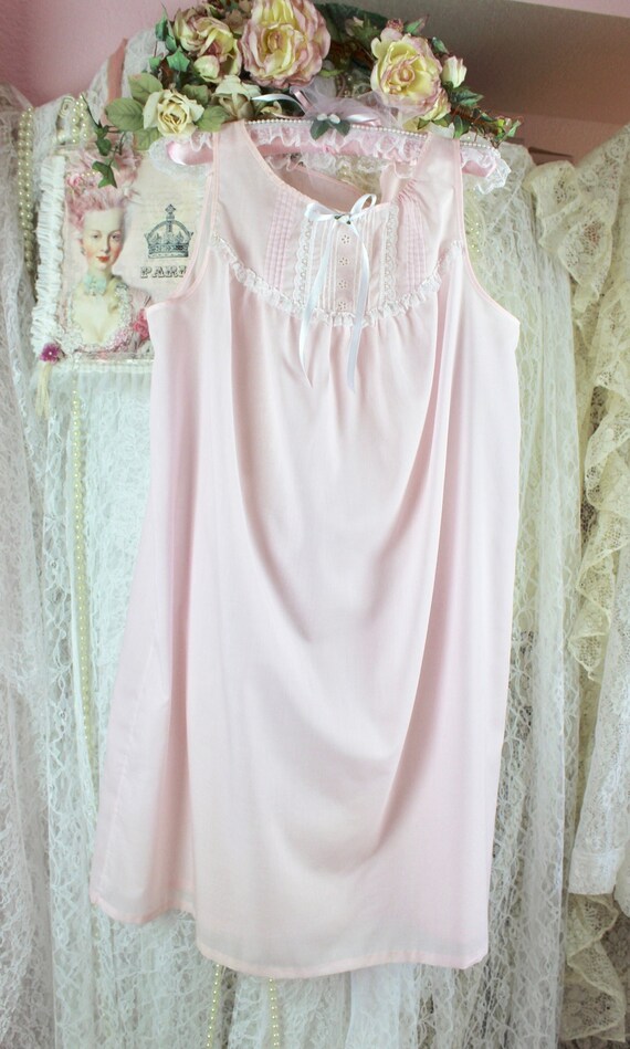 Vintage Baby Pink & White Lace Sleeveless NightGo… - image 1