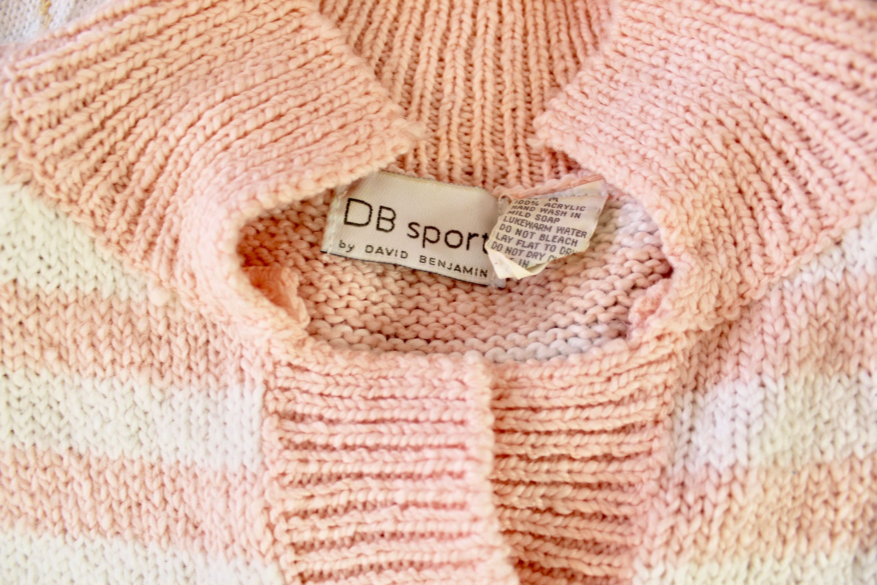 Vintage 90s DB Sport Pale Peach/white Pullover Knit Striped
