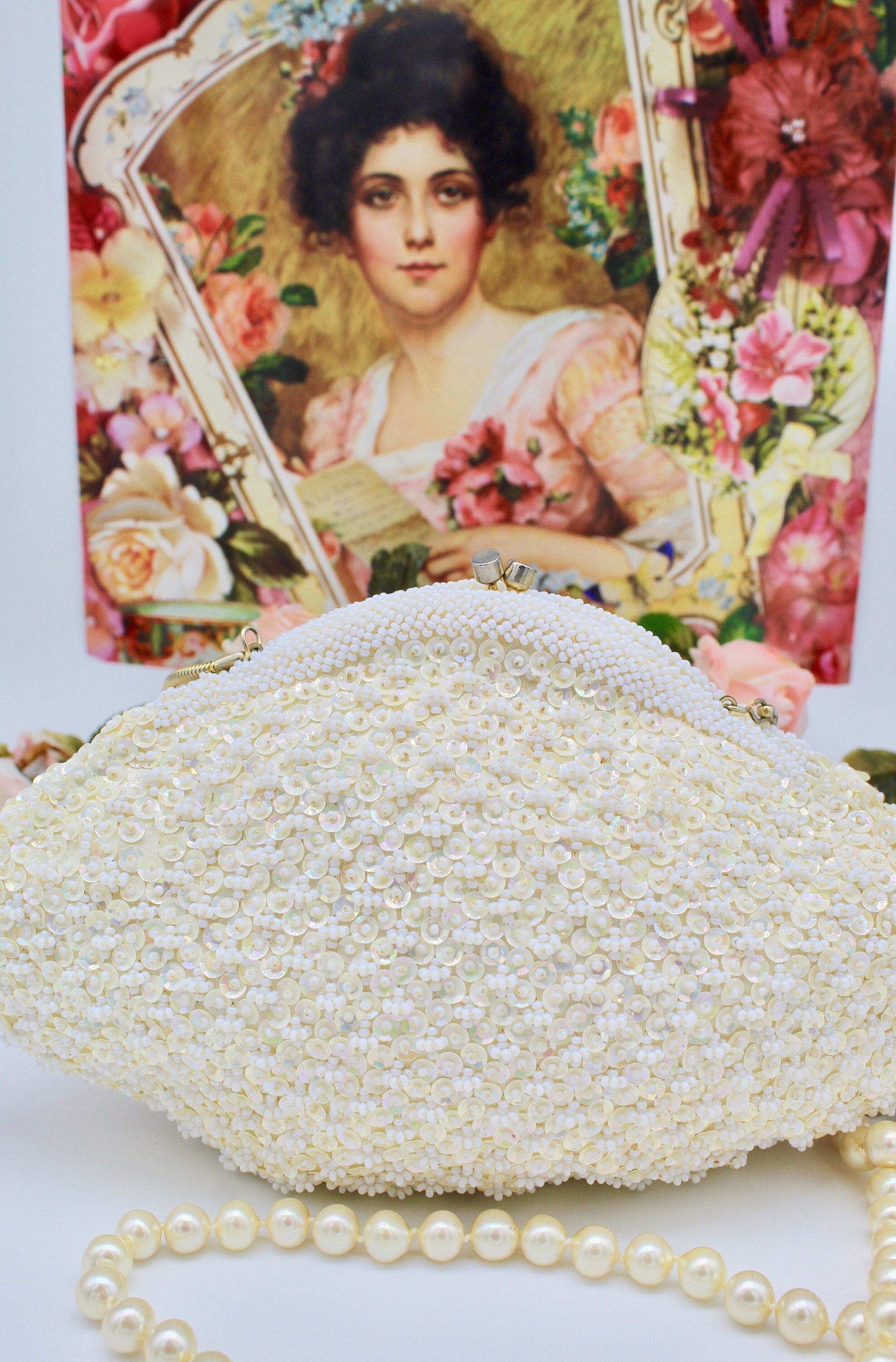 Vintage 60s Cream Iridescent Beaded Evening Small Clutch Purse Sequins Pearl Beads Gold Chain Handle Gold Metal Snap Closure Gifts Etsy Ireland