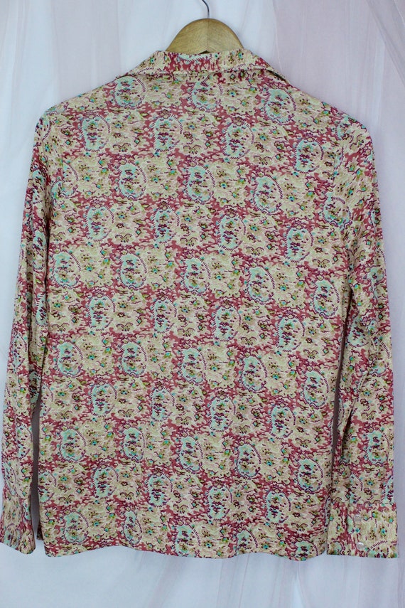 70's Butterfly Collar Pink Floral Button up Shirt - image 5