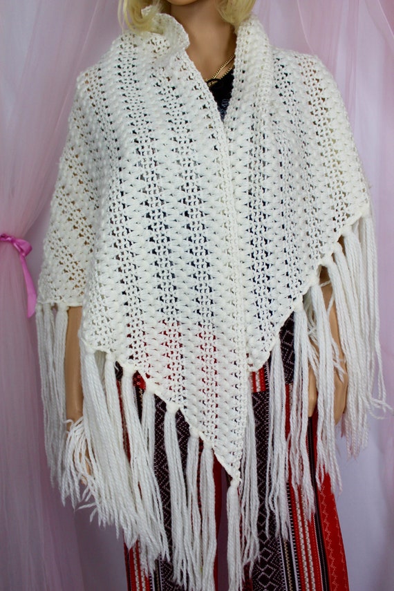 Vintage White Crochet Poncho - image 3