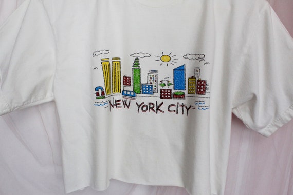 90's Cropped T-Shirt/New York City, Faded Cropped… - image 3