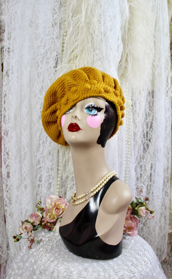 Vintage 70s Mustard Yellow Crochet Beret, Knit Cro