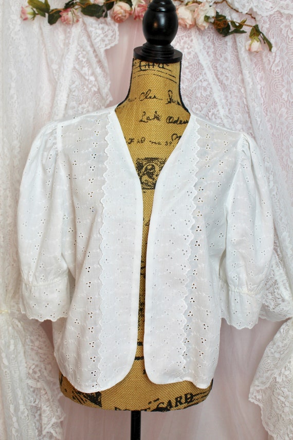 Vintage 70s 80s White Embroidered Eyelet Blouse/J… - image 4