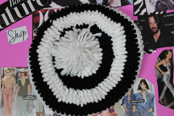 Vintage Black/White Crochet Beret Hat, Winter Ber… - image 4