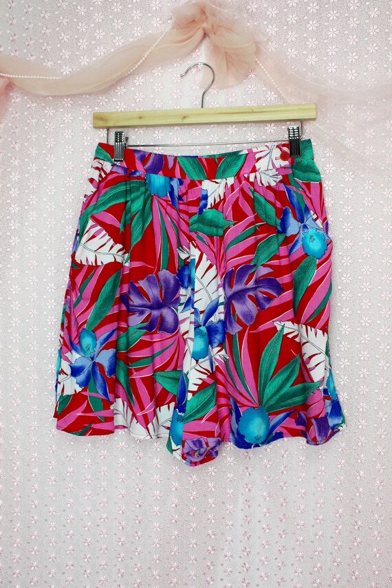 Vintage 90s Tropical Shorts, Women's Shorts, Plan… - image 4