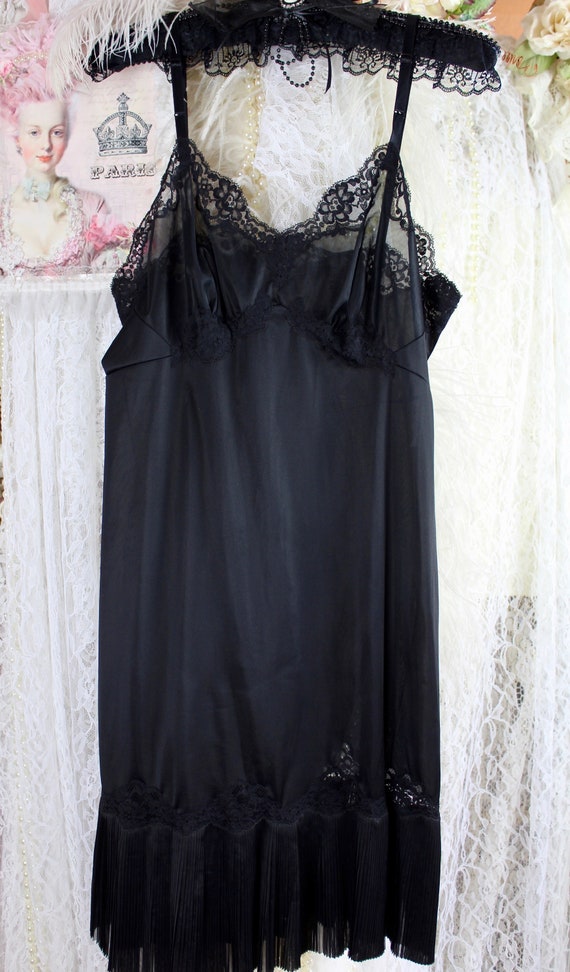 Vintage 60s Vanity Fair Black Sheer Lace Lingerie… - image 2