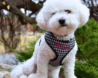 Personalized Dog Harness and Leash Set, Houndstooth Dog Harness Set, No Pull Dog HARNESS and Leash Set, Dog Mom Personalized Pet Gift, A1