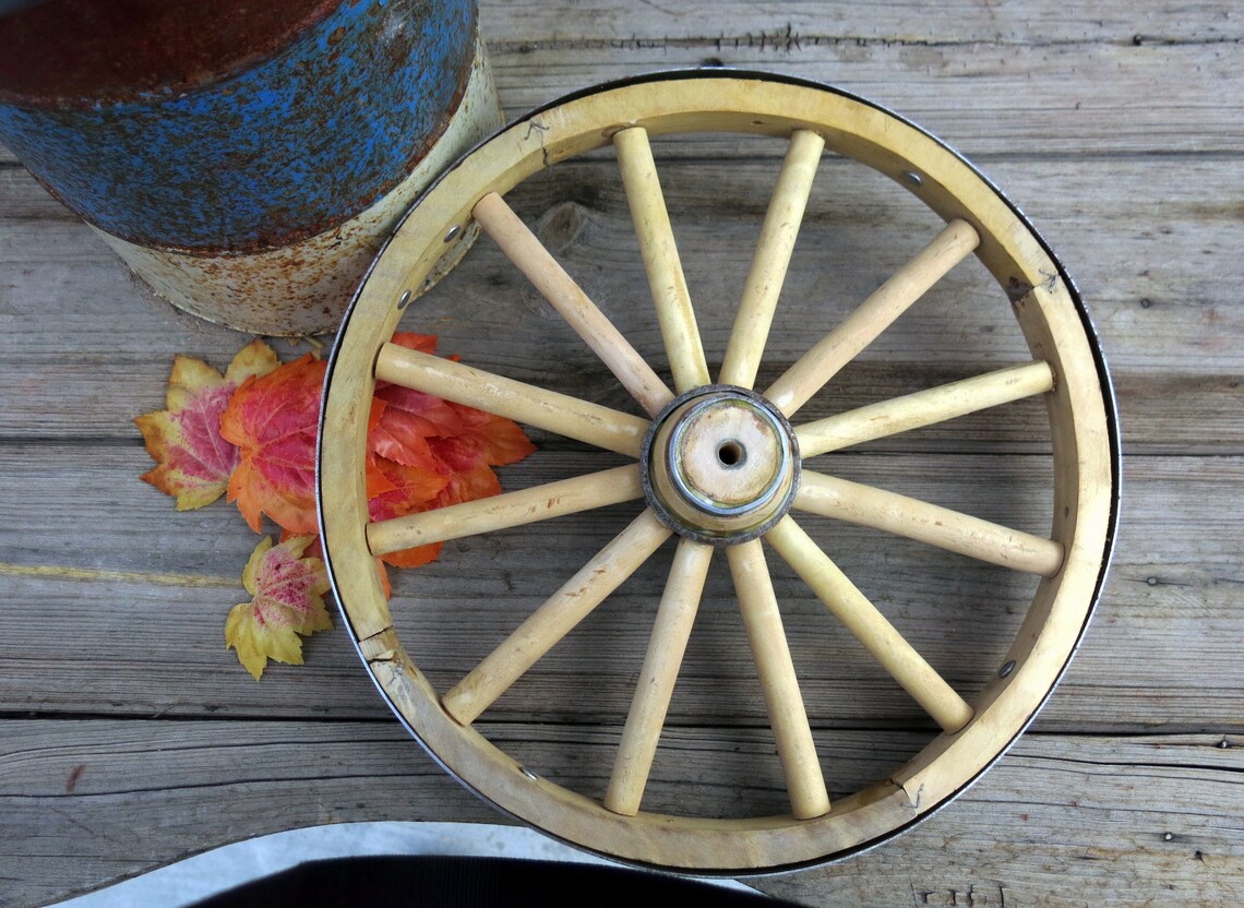 10 Wooden Wagon Wheels miniature made with steel trim Etsy