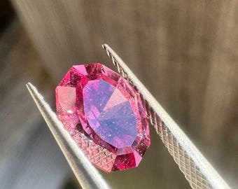 Grenat dragon, 2,00 carats, chrome-vanadium, grenat de Malaisie « Rare dans cette taille »