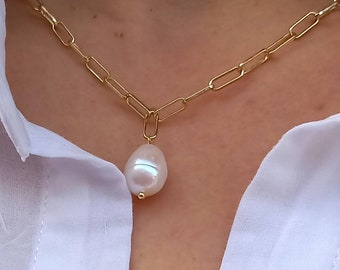 Vics Fine Jewelry Freshwater White & Brown Flat Pearl Necklace with Sterling Silver Clasp Vics Fine Jewelry Freshwater White & Brown Flat Pearl Necklace with Sterling Silver Clasp