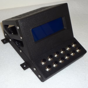 Arduino UNO/Mega Compatibile Enclosure: 20X4 LCD, Breadboard, Button Panel