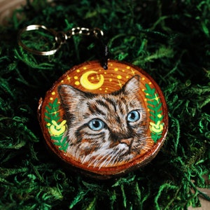Pet Keychain, Wooden Slice Pet Portrait, Cat Keychain, Cat Painting, Cat Ornament, Cat Mom Keyring, Pet Loss Gift, Christmas Gift Idea, Xmas image 6