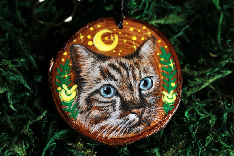 Pet Keychain, Wooden Slice Pet Portrait, Cat Keychain, Cat Painting, Cat Ornament, Cat Mom Keyring, Pet Loss Gift, Christmas Gift Idea, Xmas image 4