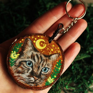 Pet Keychain, Wooden Slice Pet Portrait, Cat Keychain, Cat Painting, Cat Ornament, Cat Mom Keyring, Pet Loss Gift, Christmas Gift Idea, Xmas image 2