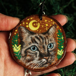 Pet Keychain, Wooden Slice Pet Portrait, Cat Keychain, Cat Painting, Cat Ornament, Cat Mom Keyring, Pet Loss Gift, Christmas Gift Idea, Xmas image 1