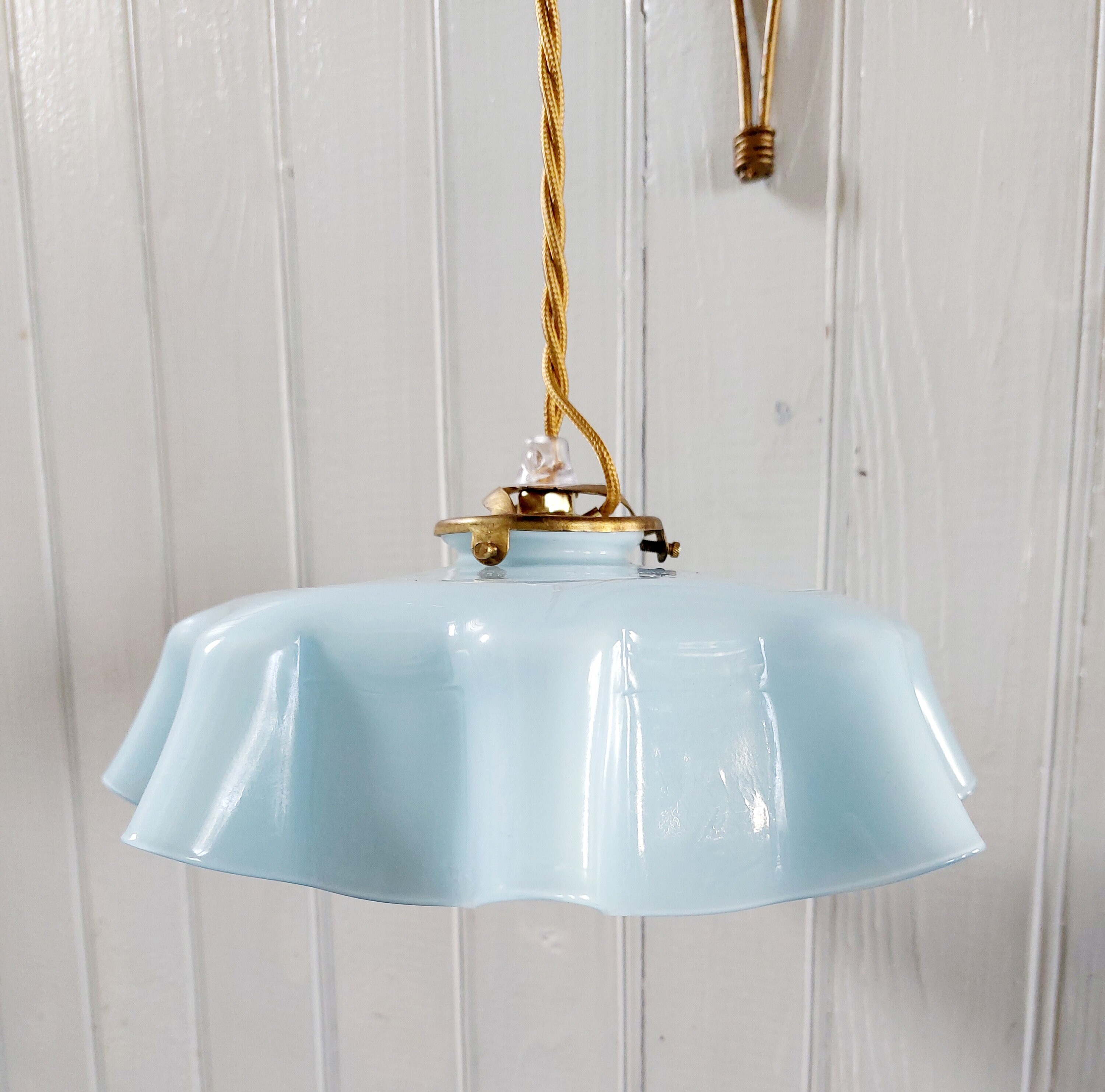Service à eau en opaline bleu fin XIXème siècle