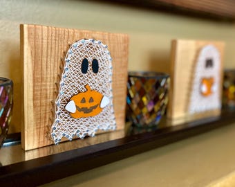 Halloween Ghost Sign, Retro Ghost with Pumpkin, Accent Decor,  Halloween Home Decor, Halloween Gift, Ghost Tiered Tray Sign