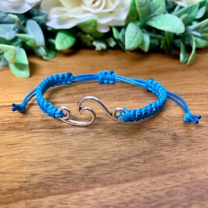 Wasserdichtes Surf-Armband, Wellen-Charme, Surfer-Geschenk, gewebtes Armband, Farbauswahl
