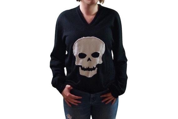 Applizierter Totenkopf Oversized Pullover mit V-Ausschnitt