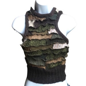 Med. Woodland Patchwork Cropped Pullover Tank Top