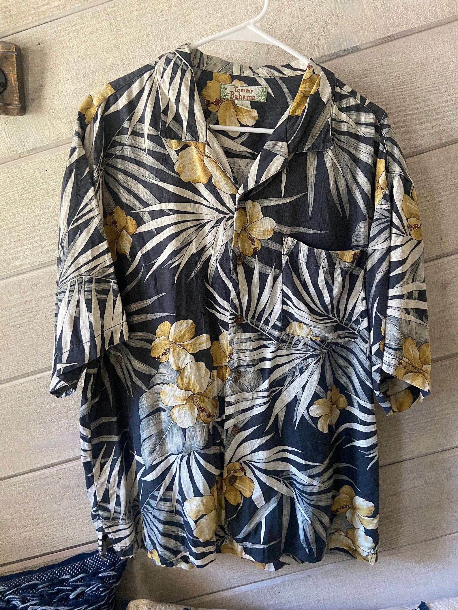 Vintage Tommy Bahama Hawaiian Shirt 100 Silk Size Large Etsy