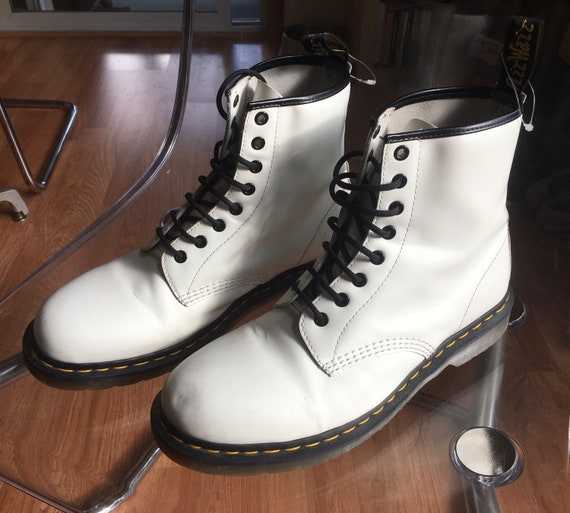 Men’s Dr. Martens