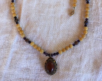 mother goose amber necklace