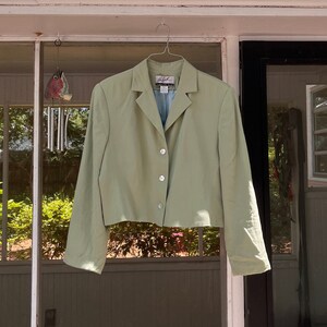 Vintage silk blazer / cropped silk blazer / silk green blazer / light green blazer / cropped blazer jacket / green blazer cropped image 1