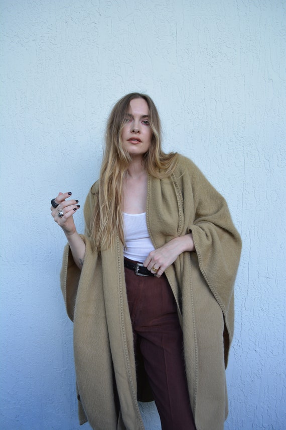 vintage wool shawl / vintage shawl / vintage tan s