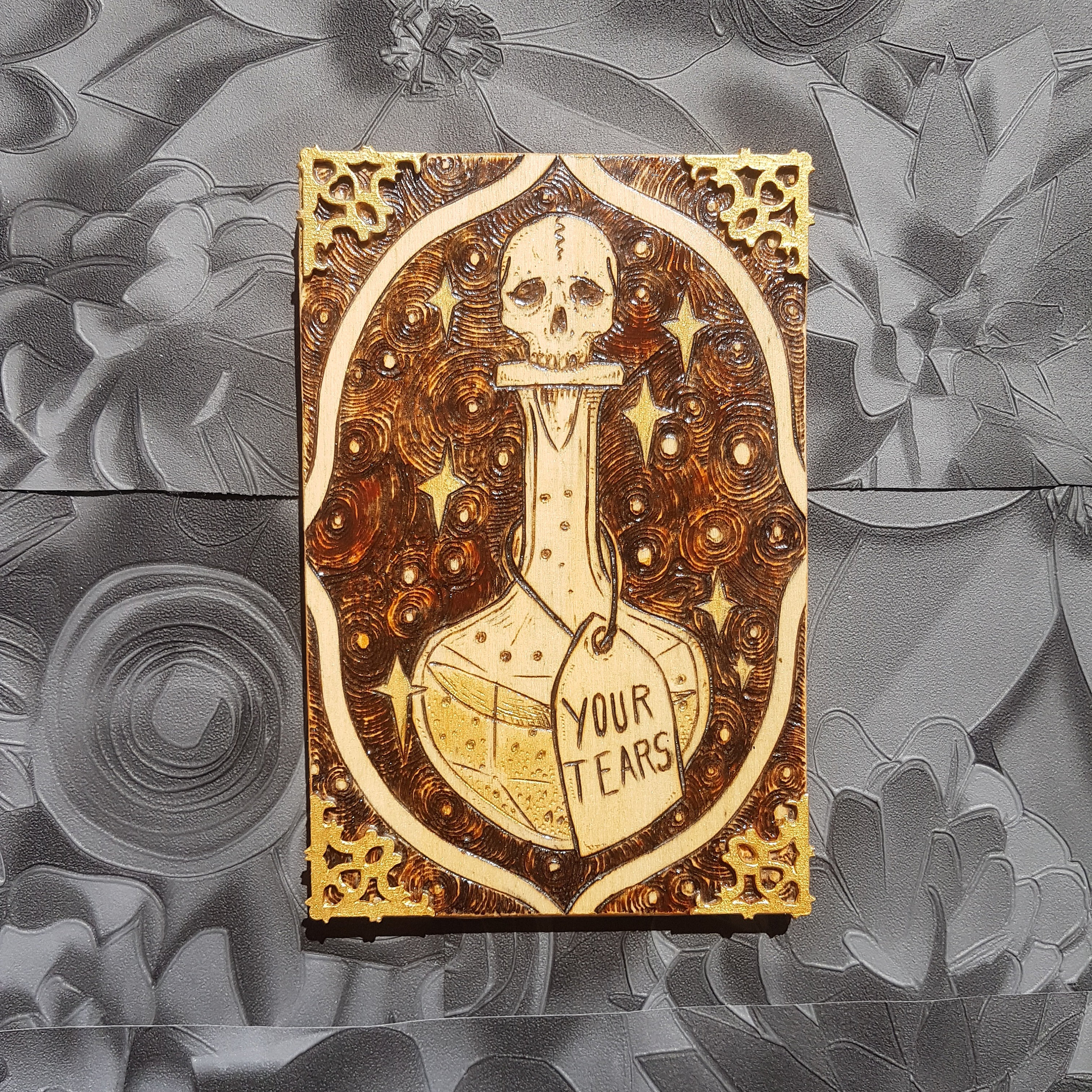 Potion Magique Your Tears Pyrogravure Tableau en Bois , Déco Sorcière , Victorien , Gothique , Tatto