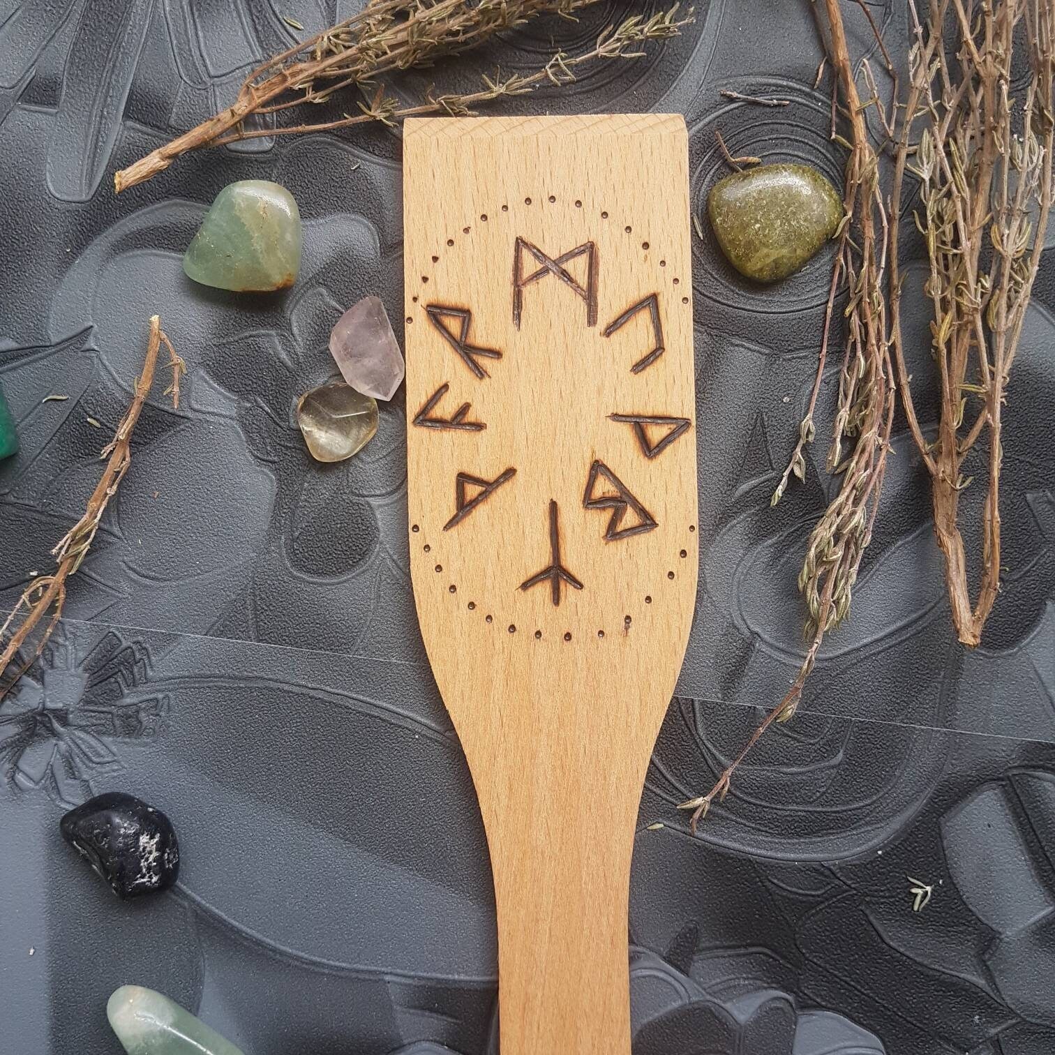 Spatule en Bois de Cuisine , Pyrogravure Runes