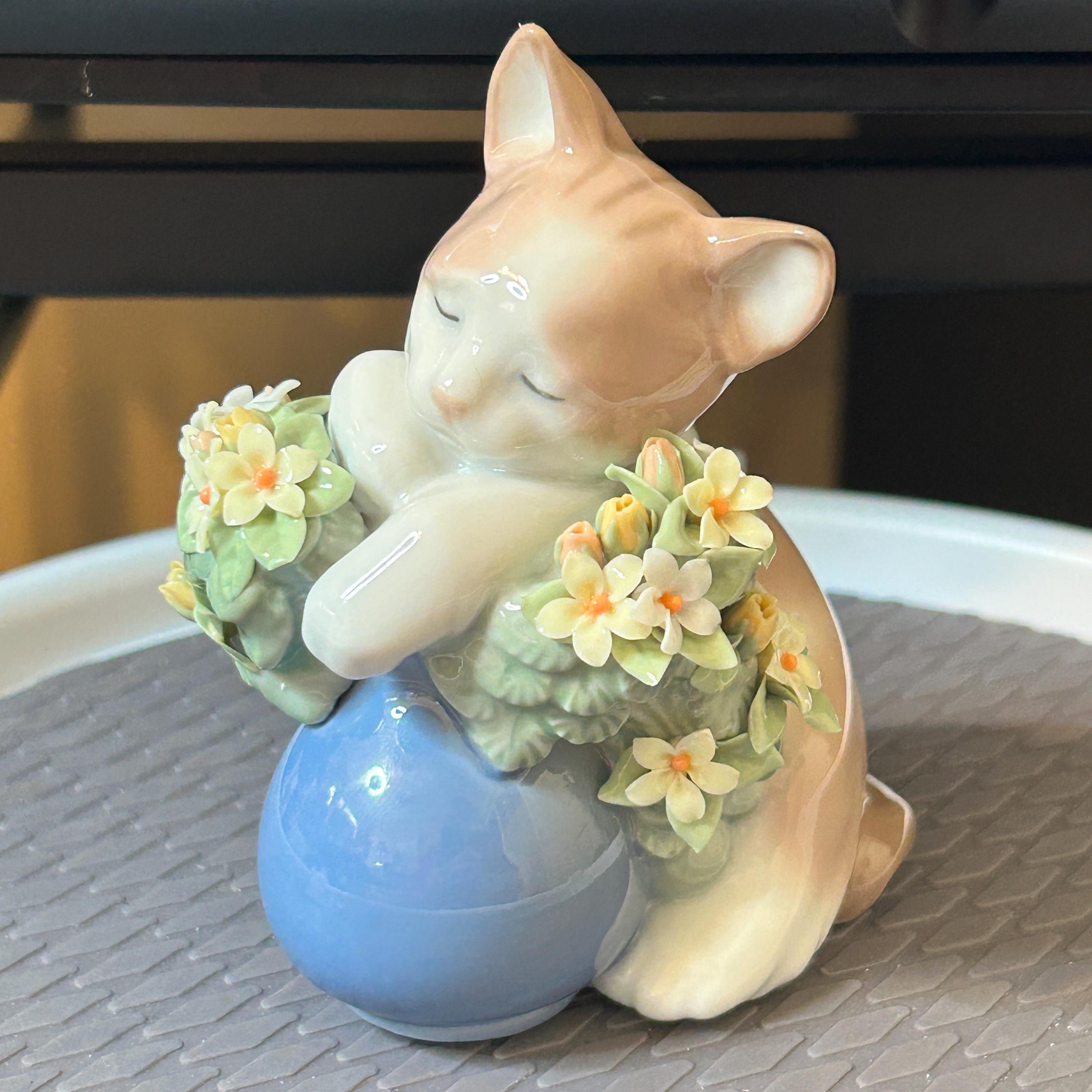 Lladro Cat Figurine - Etsy