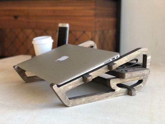 Personalized Dock Station Men S Organizer Desk Desk Organizer