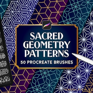 Puede incluir: Producto de arte digital con patrones geométricos en azul, dorado y morado. La imagen incluye una tableta con muestras de pinceles y un lápiz óptico, con el texto "Sacred Geometry Patterns: 50 Procreate Brushes."