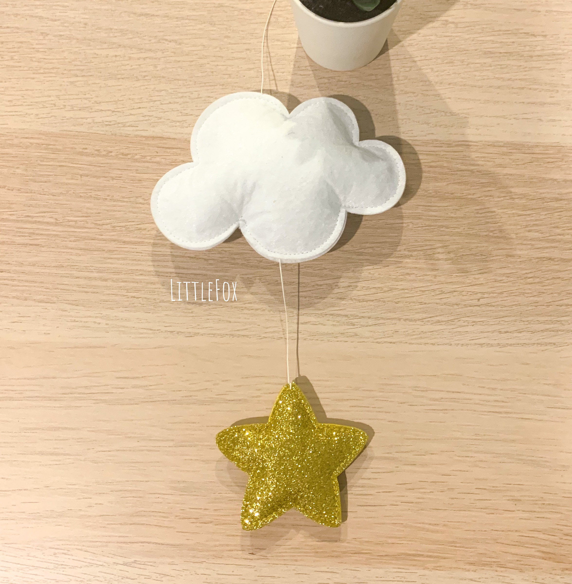 Nuages et Étoile Pour Mobile