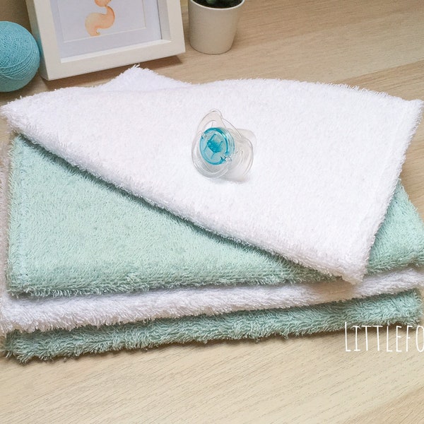 Set of 4 changing towels