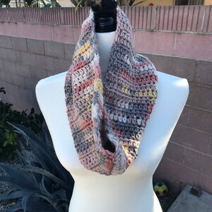 Neutral Color Infinity scarf