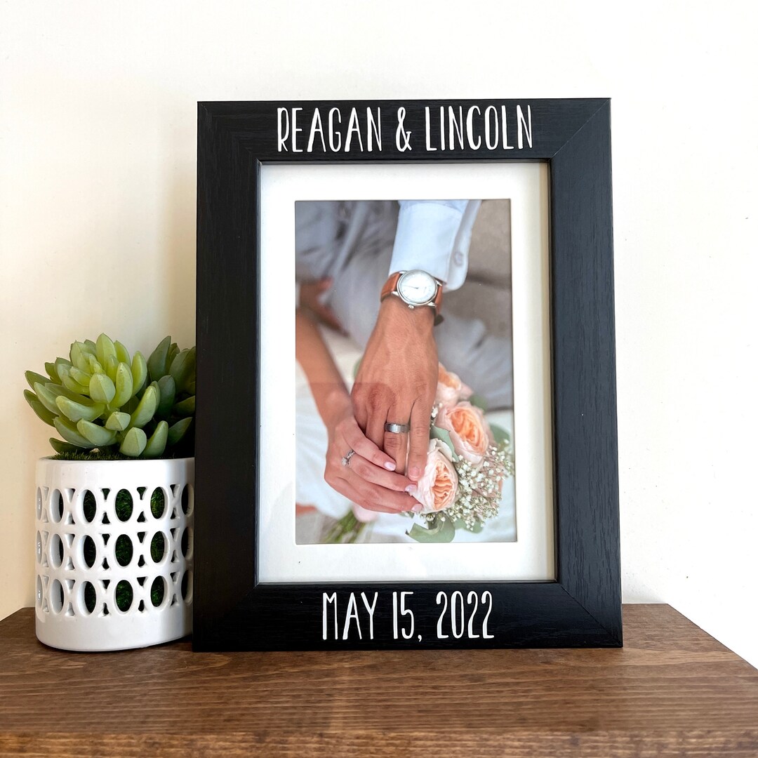 Wedding Picture Frame, Personalized Couple Names and Date Picture Frame