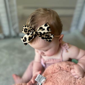 Lazos para el cabello de colegiala. Lazos grandes para el cabello. Lazos para el cabello de niña pequeña. Diadema o pinzas para el cabello de bebé. Lazos para el cabello de niña pequeña. Accesorios para el cabello para niños. imagen 2