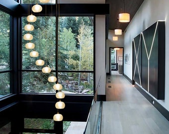 Lustre moderno de vidro com LED - Lustre de bolhas brancas - incrível luminária pendente de vidro - lustre moderno para sala de jantar - iluminação para escada de dois andares