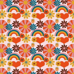Pu&ograve; includere: Uno schema senza cuciture con un design retr&ograve; con cuori rossi, fiori gialli, arcobaleni blu e verdi e cerchi di raggi di sole arancioni e rosa su uno sfondo rosa chiaro.